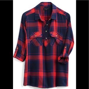 Red and Blue Two Pocket Popover Top